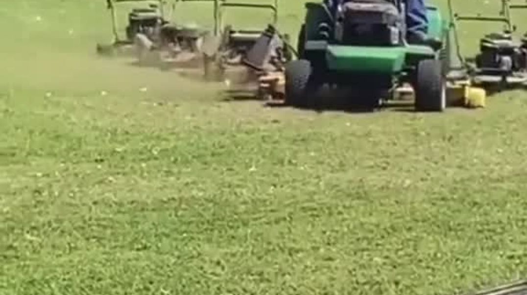 ⁣Lawn Mower Guy